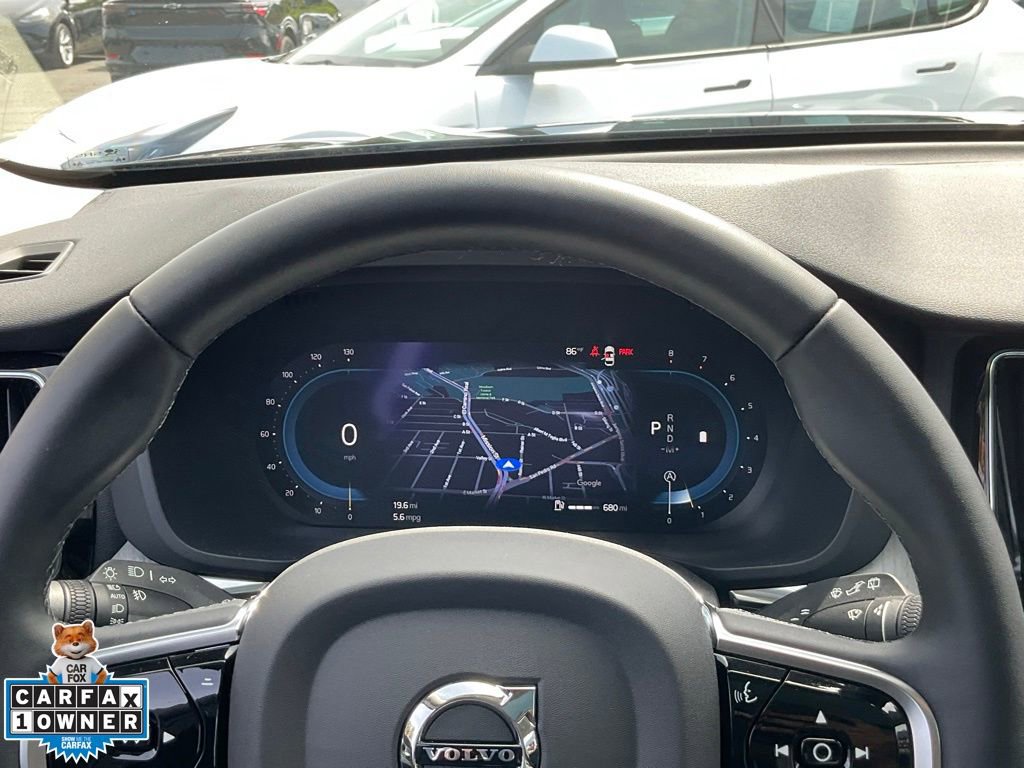 Used 2025 Volvo XC60 B5 Plus image 41