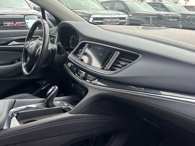 Used 2020 Buick Enclave Premium image 15
