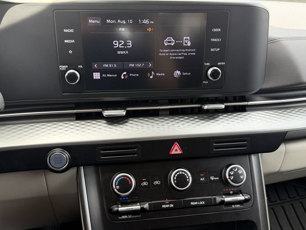 Certified 2024 Kia Carnival LX FWD image 25
