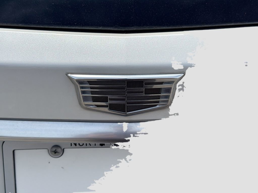 Used 2021 Cadillac XT6 Premium Luxury image 11