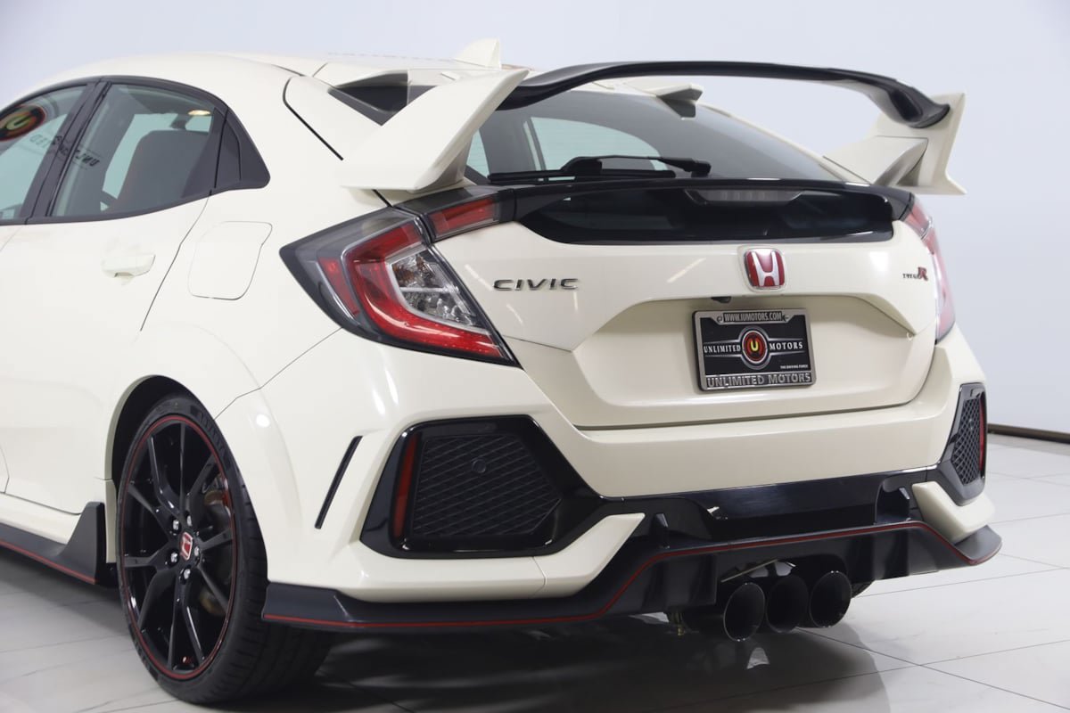 Used 2019 Honda Civic Type R image 25