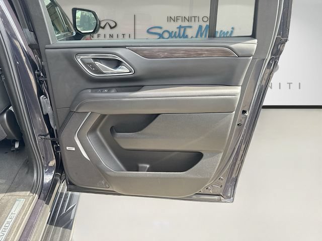 Used 2024 Chevrolet Suburban LT AWD/4WD image 31