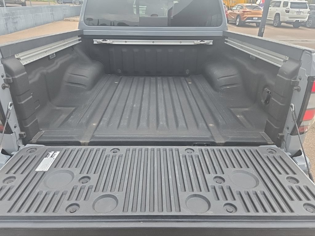 Used 2023 Nissan Frontier PRO-4X w/ Pro-4X Premium Package AWD/4WD image 45