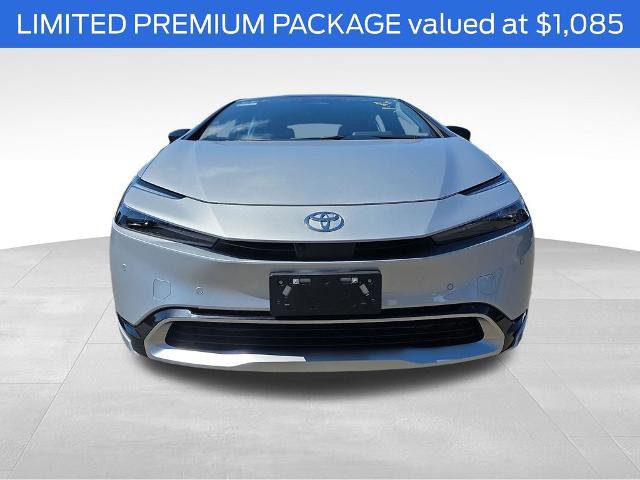 Used 2025 Toyota Prius Plug-In Hybrid w/ Limited Premium Package FWD image 3