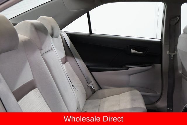 Used 2012 Toyota Camry LE FWD image 24