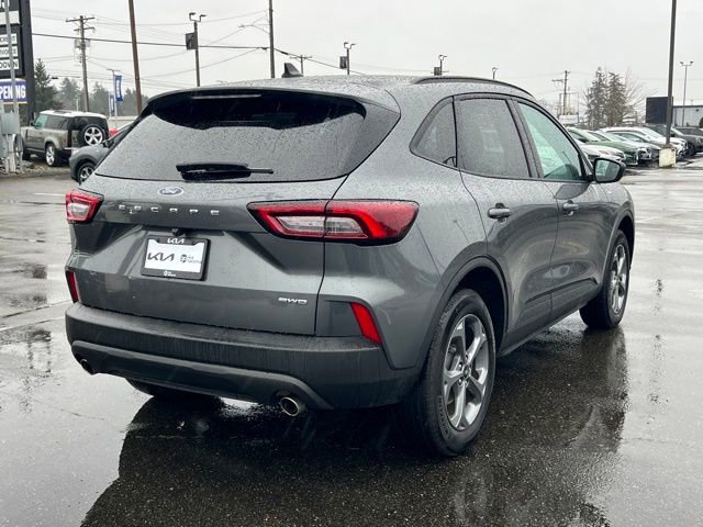 Used 2025 Ford Escape ST-Line image 8