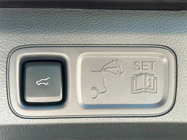 Used 2024 Lincoln Navigator Reserve image 14