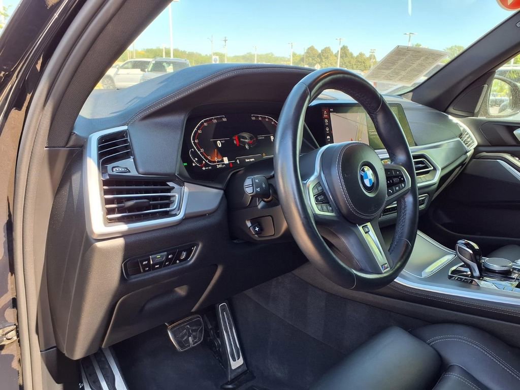 Used 2022 BMW X5 xDrive40i AWD/4WD image 12