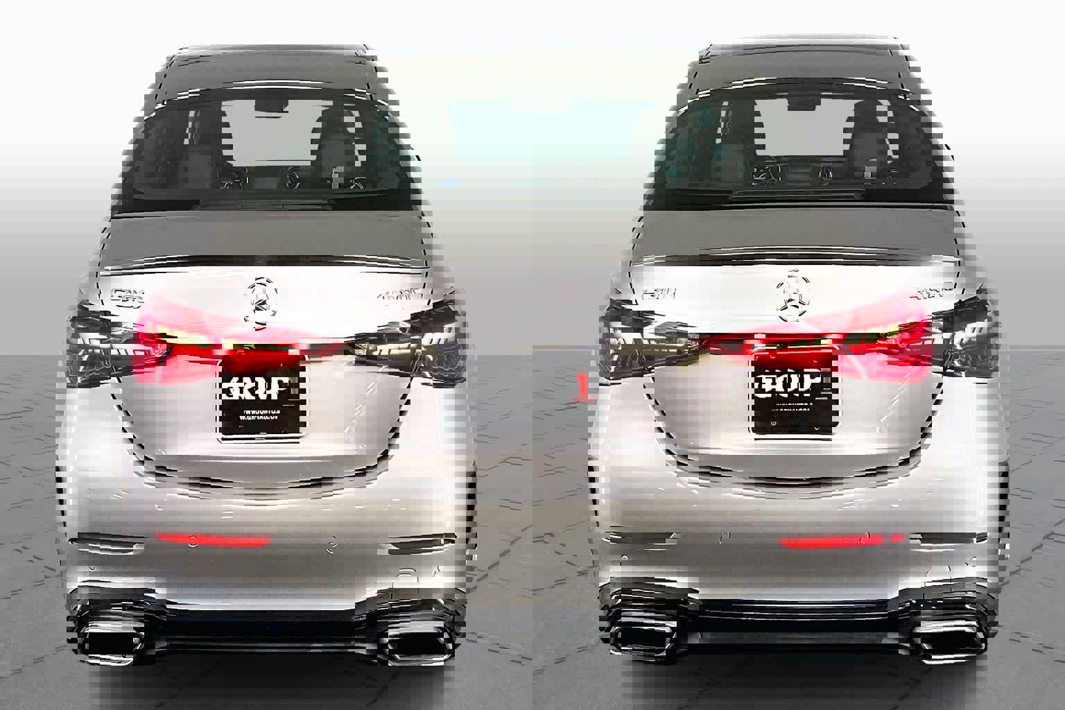 Used 2023 Mercedes-Benz C 300 4MATIC Sedan image 5