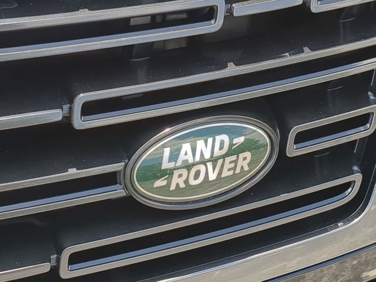 New 2025 Land Rover Range Rover Long Wheelbase SE AWD/4WD image 12