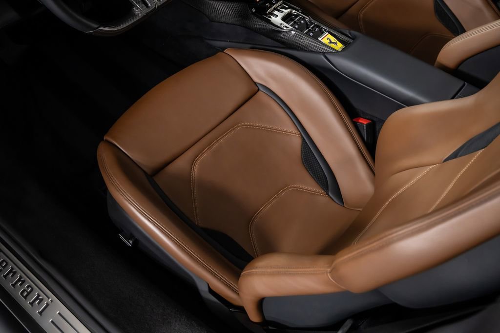 Used 2023 Ferrari 296 GTS Spider image 44