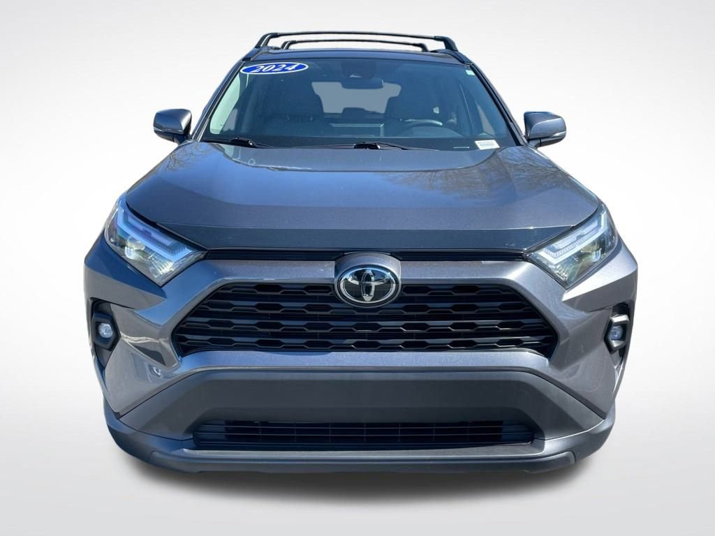 Used 2024 Toyota RAV4 XLE Premium image 9