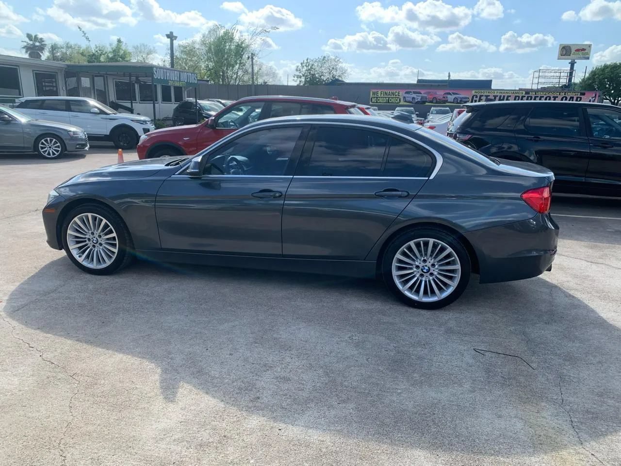 Used 2015 BMW 328i Sedan RWD image 9