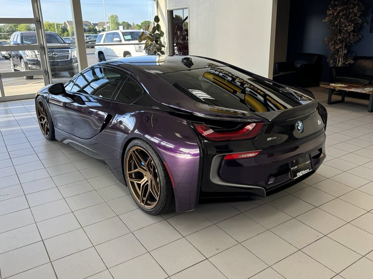 Used 2016 BMW i8 AWD/4WD image 3