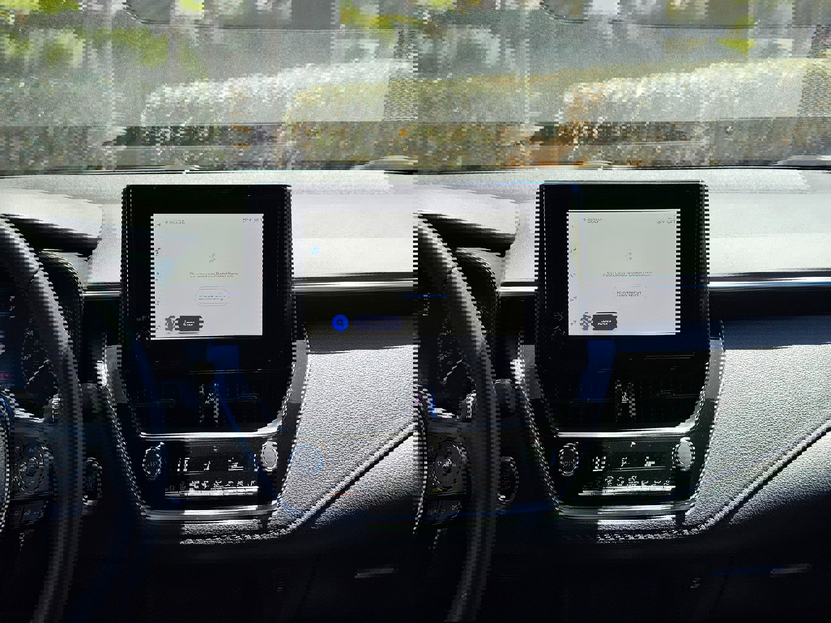 Used 2024 Toyota Corolla SE image 25