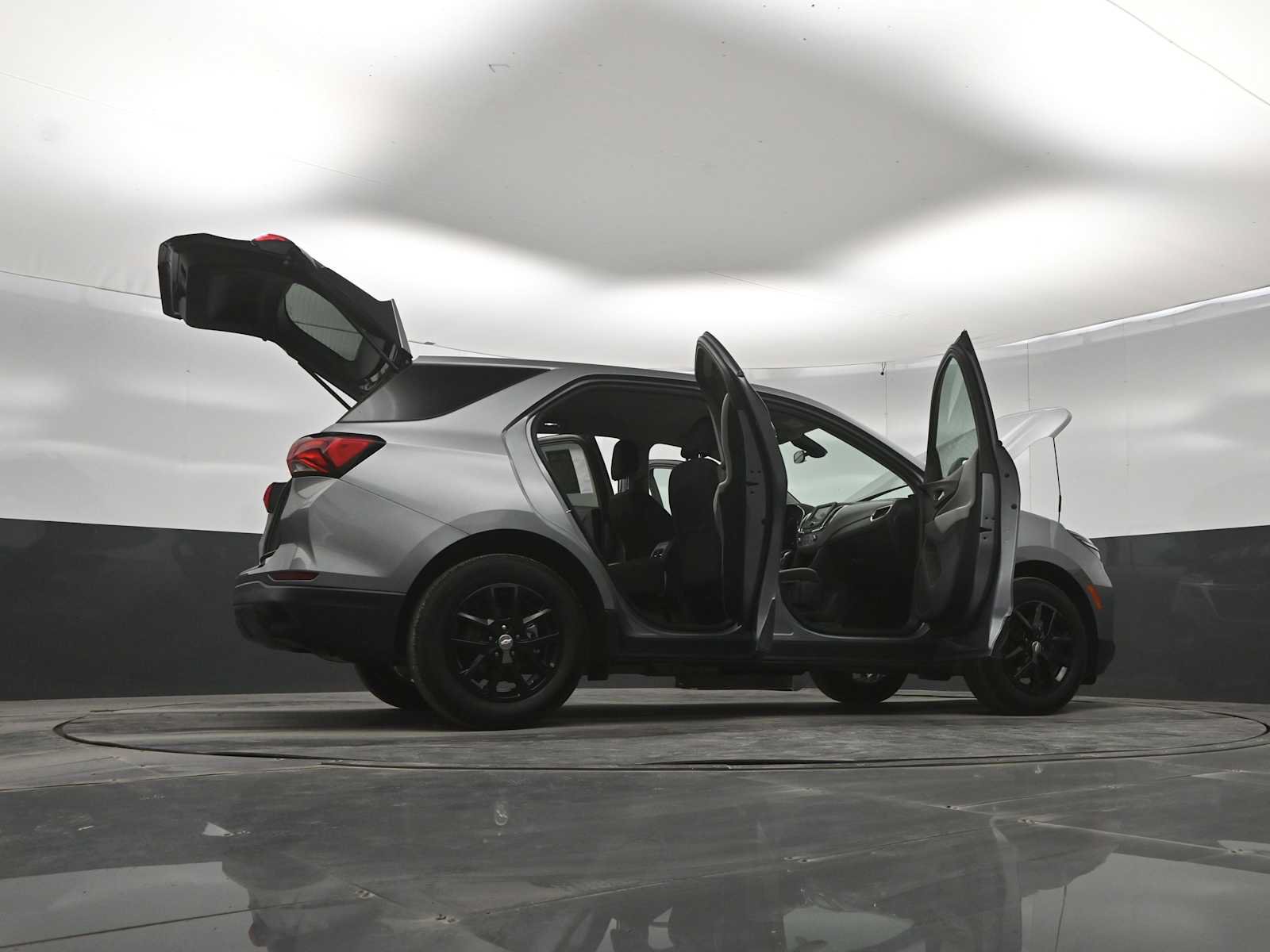 Used 2023 Chevrolet Equinox LS w/ LS Convenience Package FWD image 45