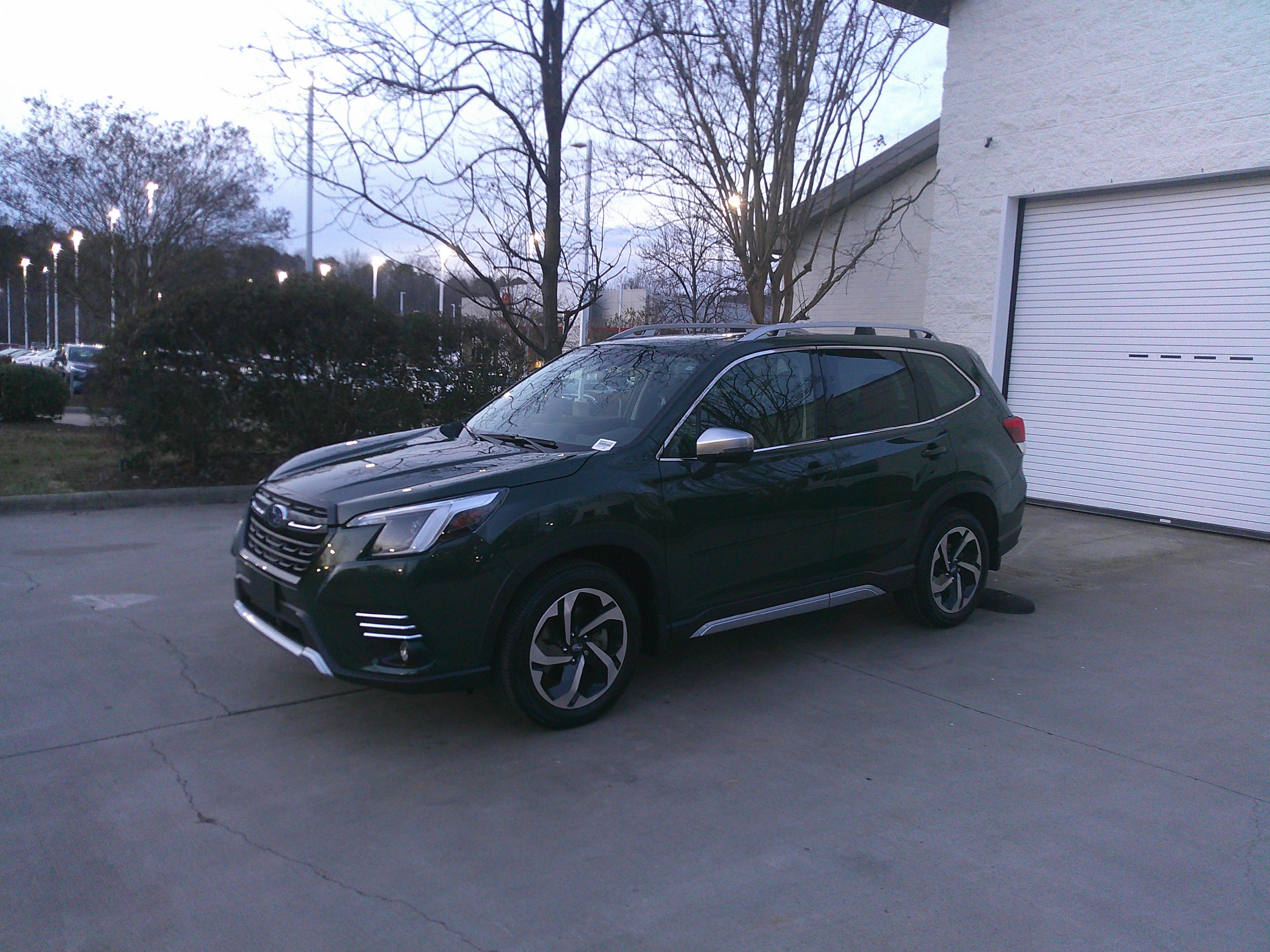 Used 2023 Subaru Forester Touring w/ Popular Package #2 image 8