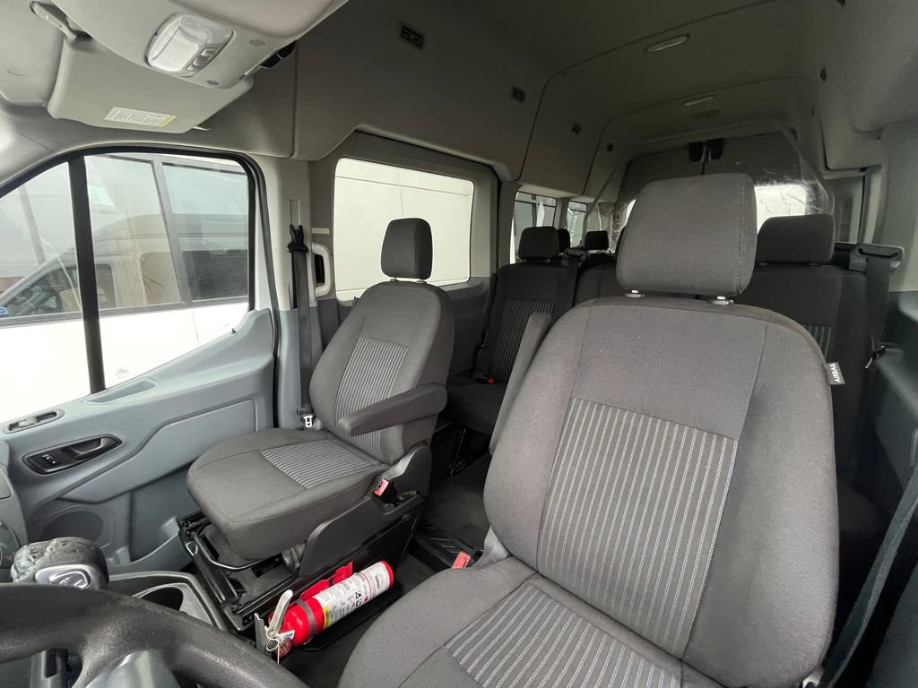 Used 2018 Ford Transit 350 XLT image 11