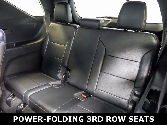 Certified 2024 Chevrolet Traverse RS image 17