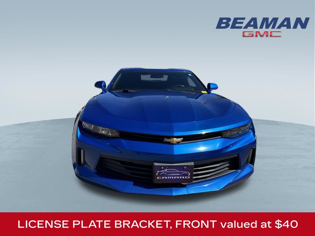 Used 2017 Chevrolet Camaro LT RWD image 2