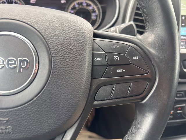 Used 2019 Jeep Cherokee Trailhawk w/ Trailer Tow Group image 23