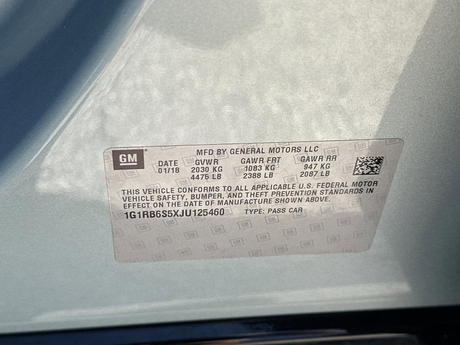 Used 2018 Chevrolet Volt Premier w/ Driver Confidence Package FWD image 34