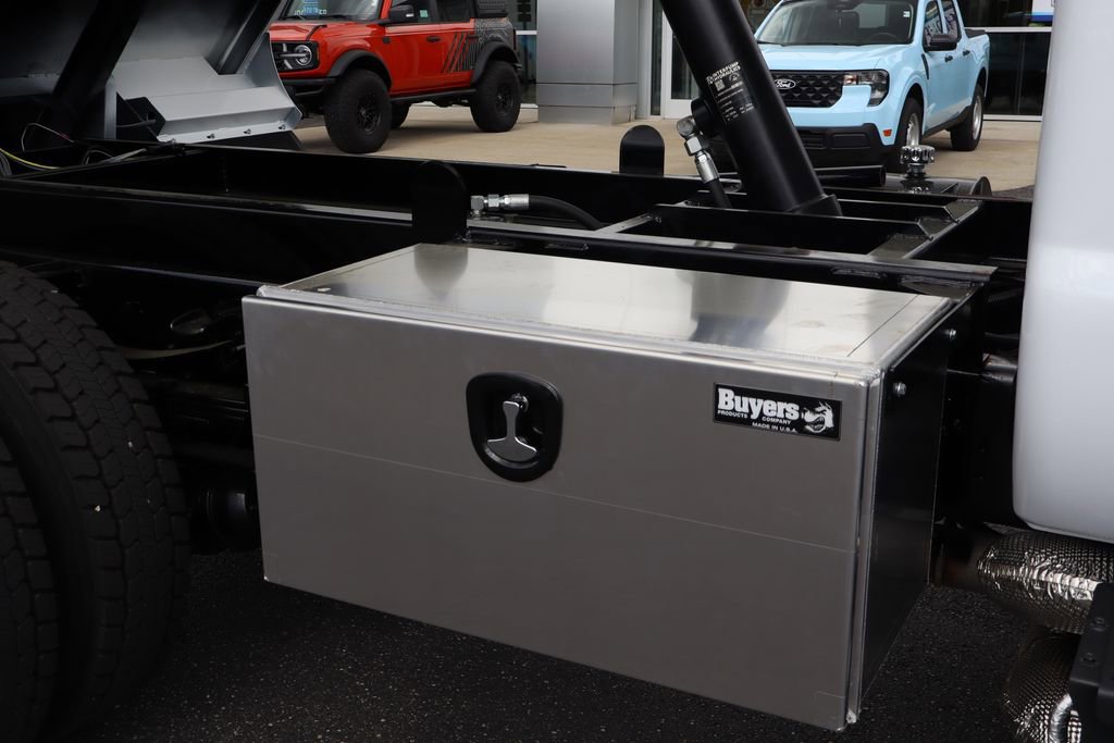New 2026 Ford F750 2WD Regular Cab Super Duty image 26