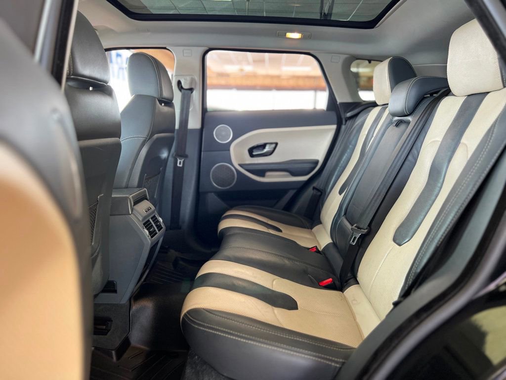 Used 2015 Land Rover Range Rover Evoque Dynamic image 11