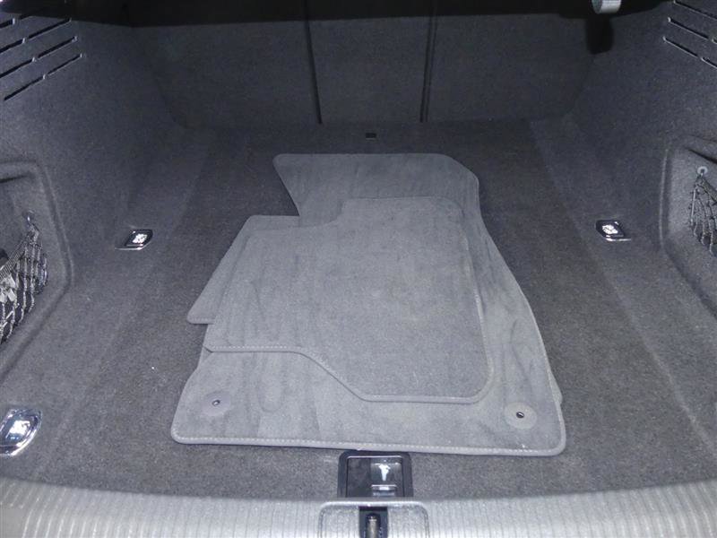 Used 2023 Audi A4 2.0T Premium w/ Convenience Package image 29