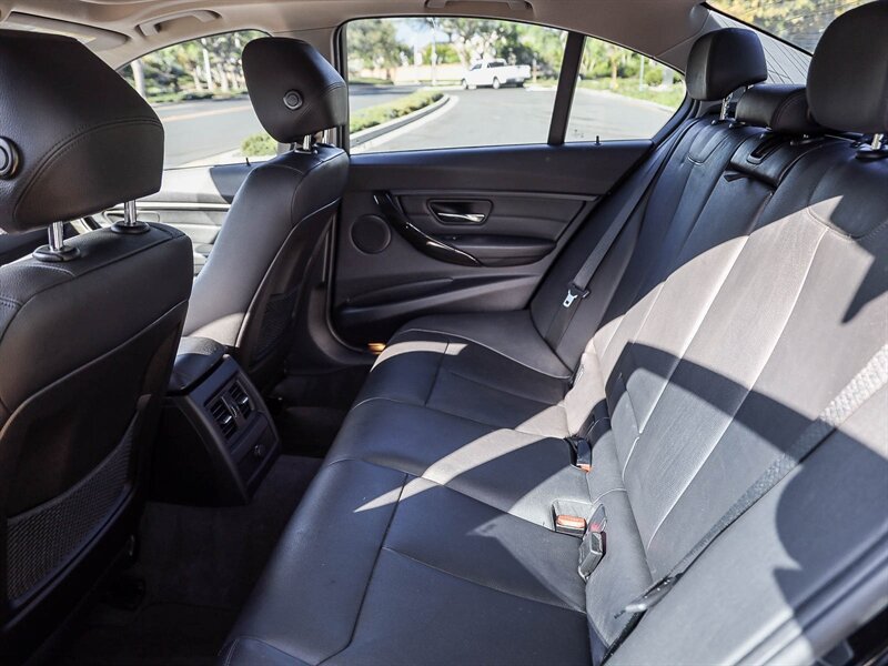 Used 2015 BMW 328i Sedan RWD image 27