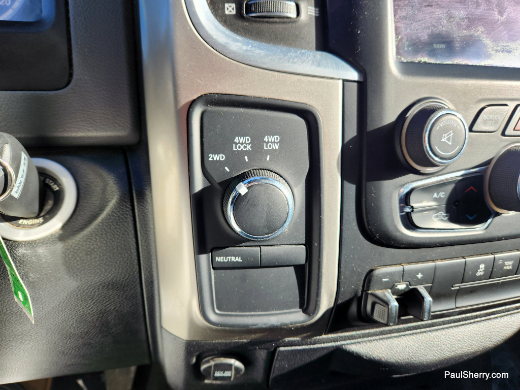 Used 2018 RAM 2500 SLT image 35