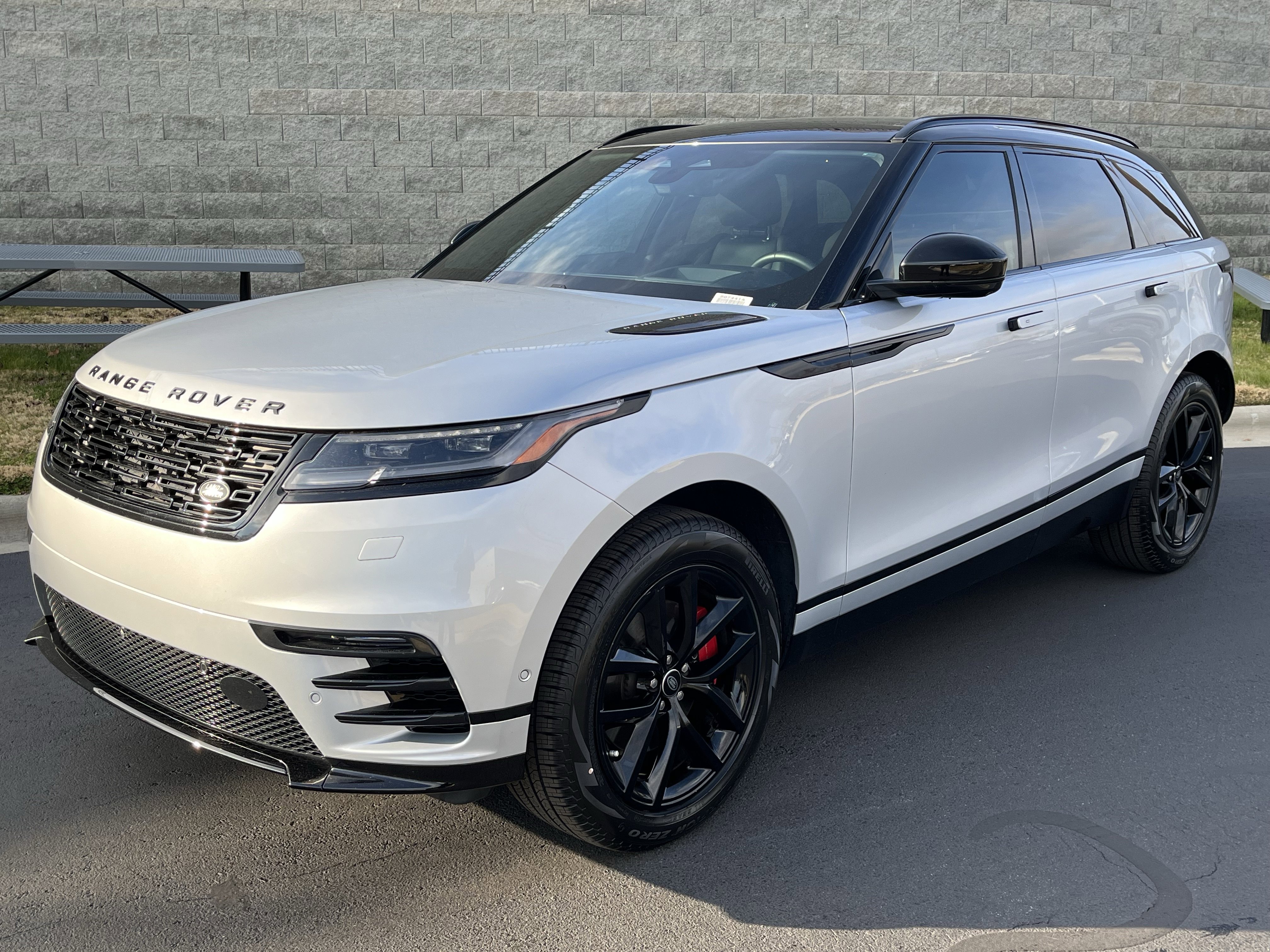 Certified 2024 Land Rover Range Rover Velar Dynamic SE