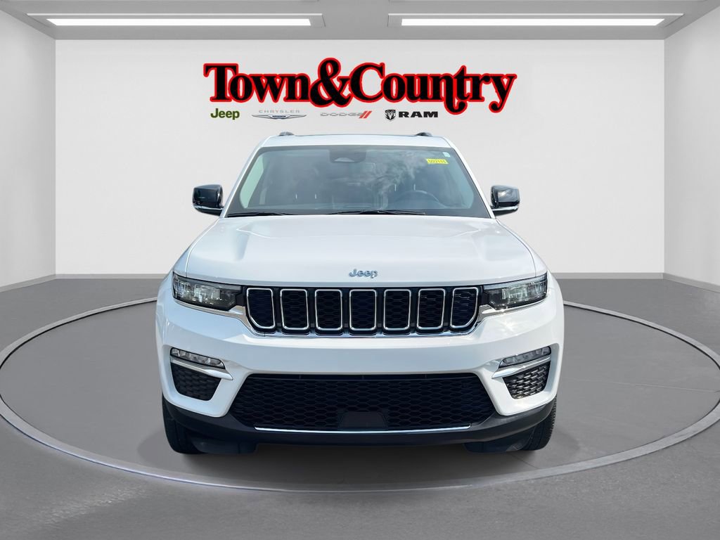 Used 2022 Jeep Grand Cherokee Limited 4xe image 2