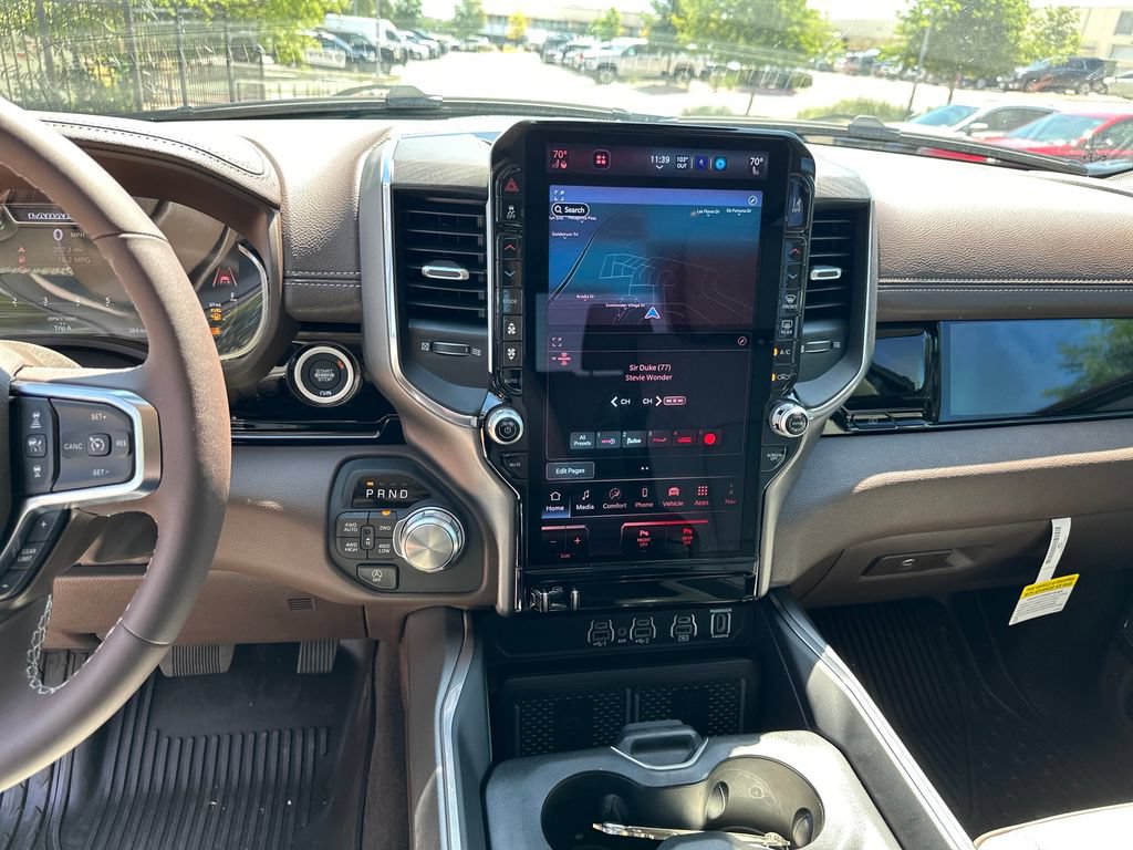 New 2026 RAM 1500 Laramie AWD/4WD image 23