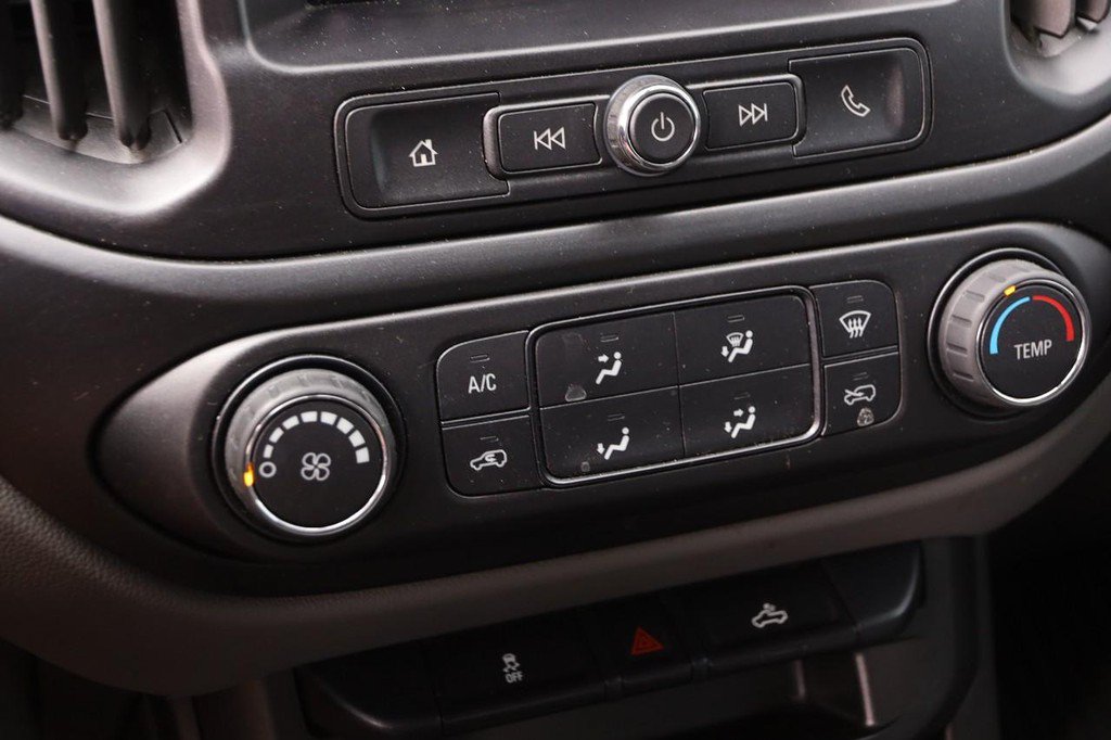 Used 2022 Chevrolet Colorado W/T RWD image 15
