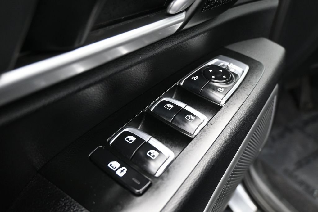 Used 2022 Kia Telluride LX AWD/4WD image 27