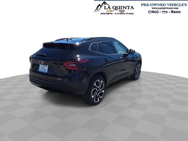 Used 2025 Chevrolet Trax RS w/ Sunroof Package image 8