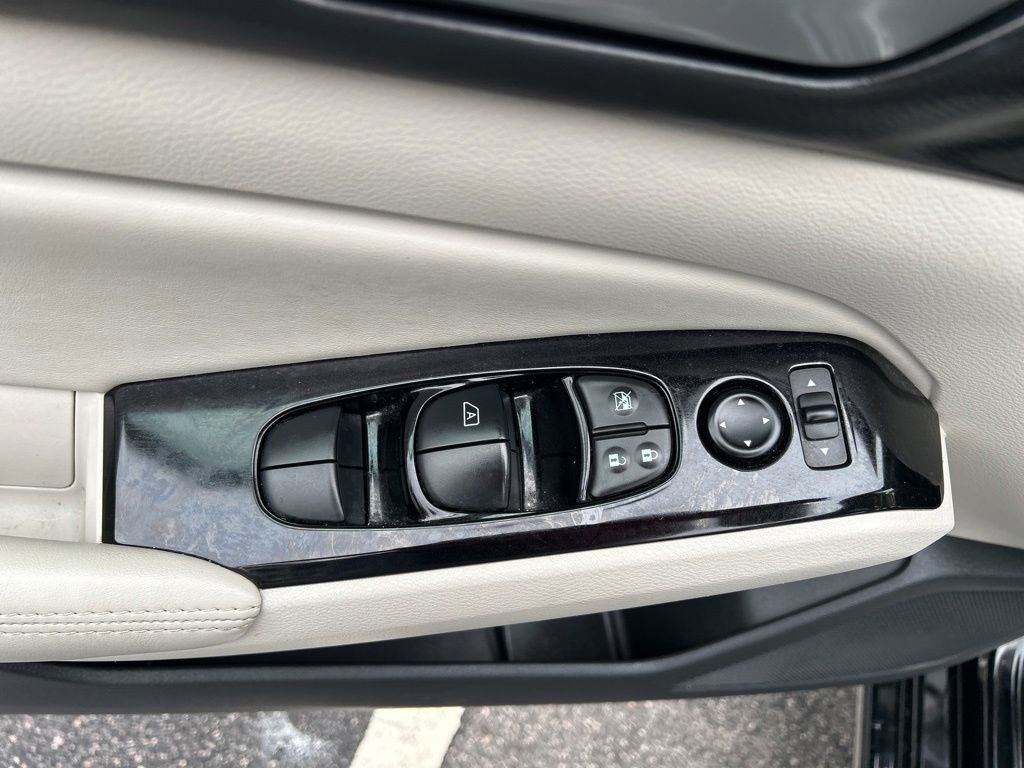Certified 2025 Nissan Altima 2.5 SL FWD image 21