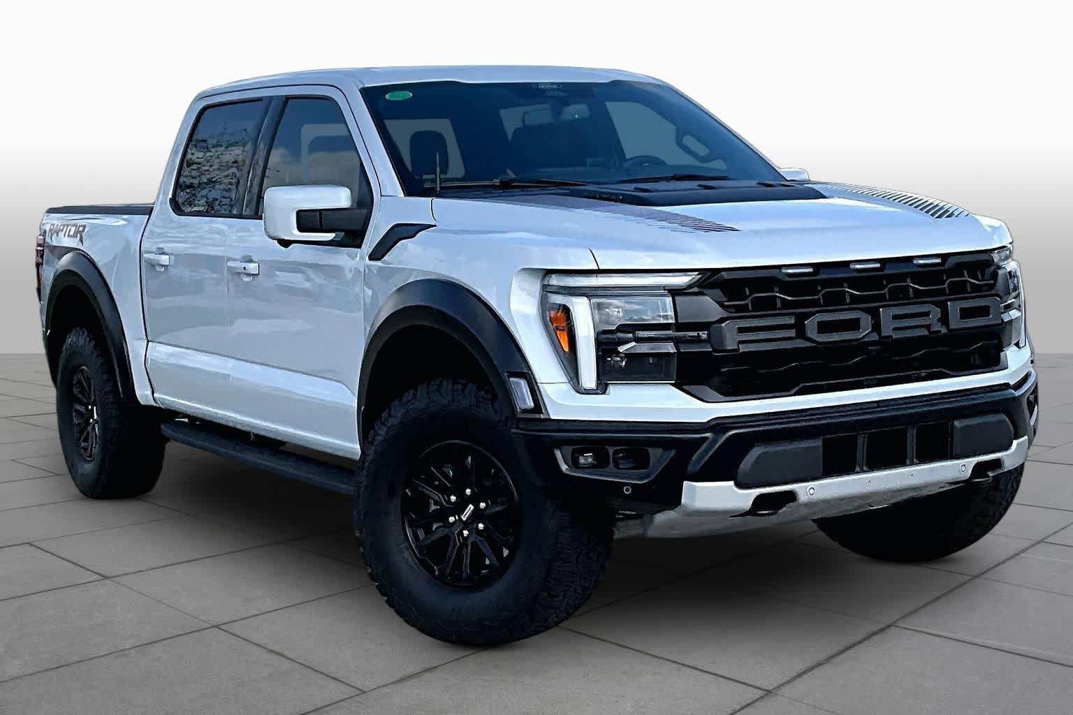 Used 2025 Ford F150 Raptor AWD/4WD image 2