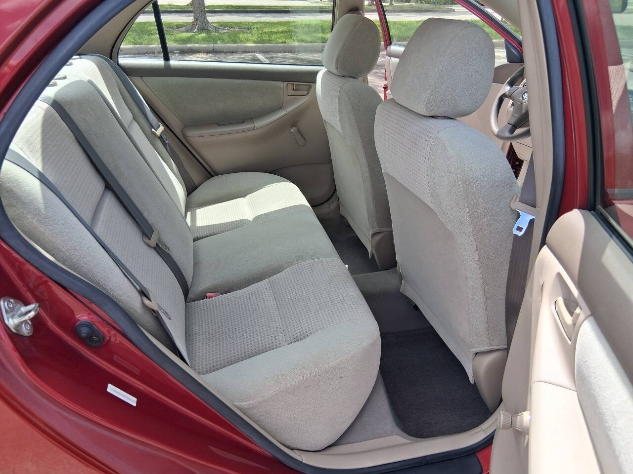 Used 2005 Toyota Corolla CE FWD image 14