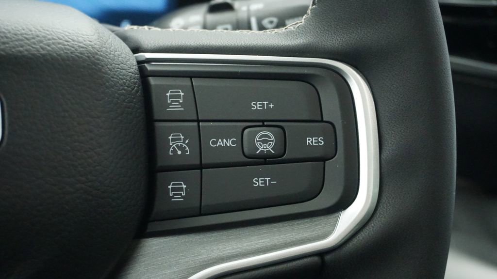New 2026 Jeep Grand Wagoneer Limited AWD/4WD image 36