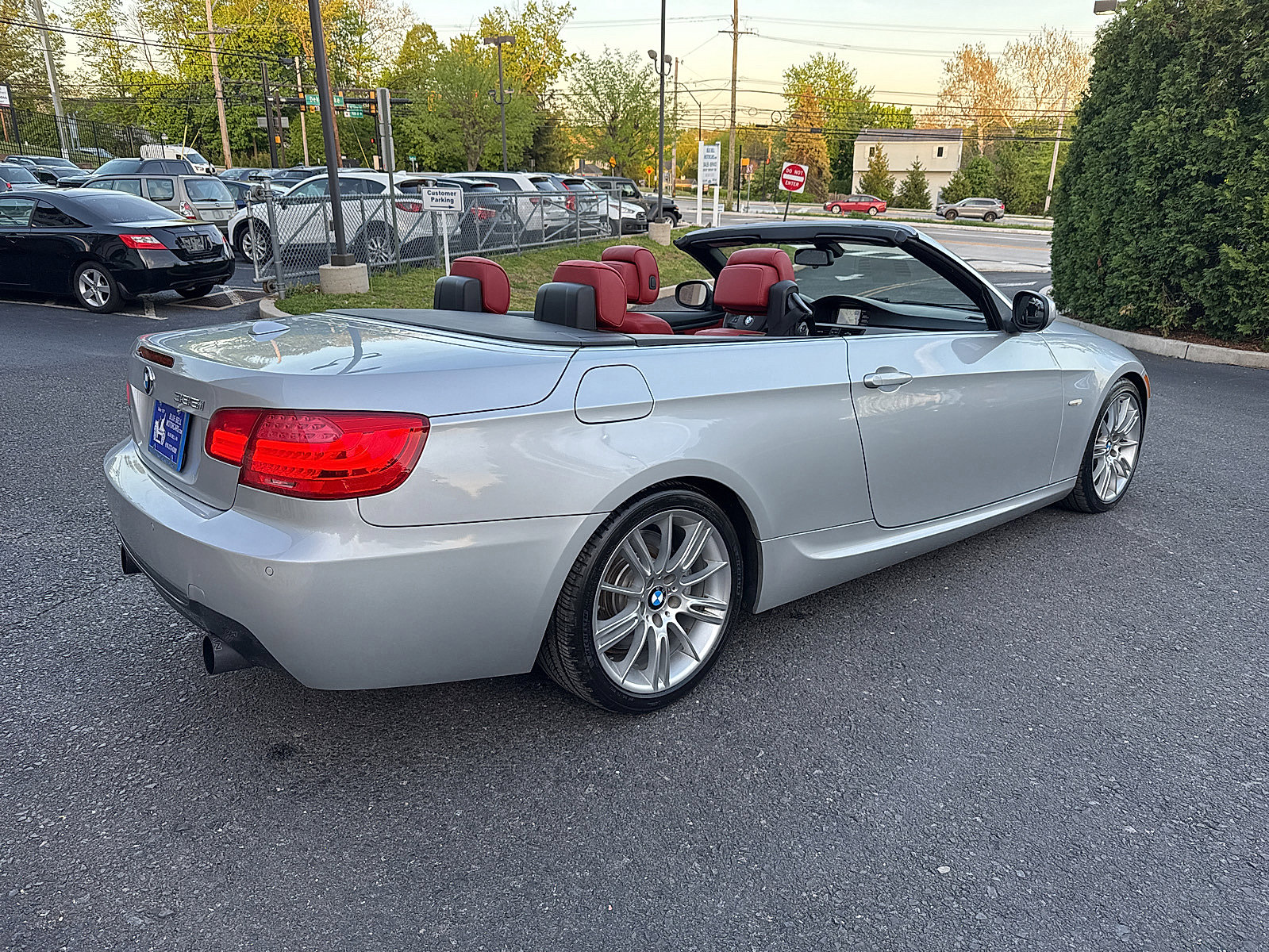 Used 2013 BMW 335i Convertible RWD image 4