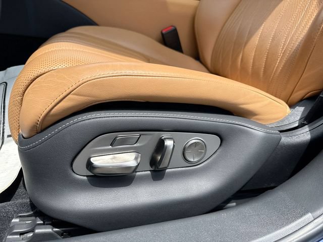 Used 2022 Lexus LS 500 AWD w/ Interior Upgrade Package image 12