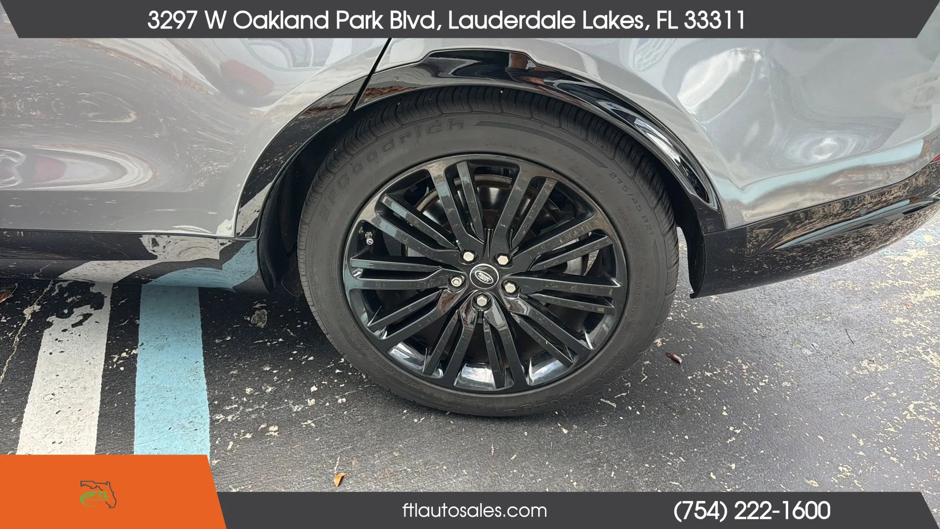 Used 2020 Land Rover Discovery HSE image 18