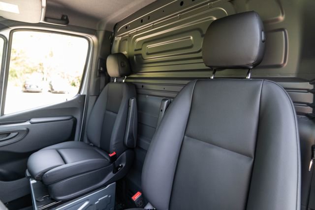 New 2026 Mercedes-Benz Sprinter 2500 image 5