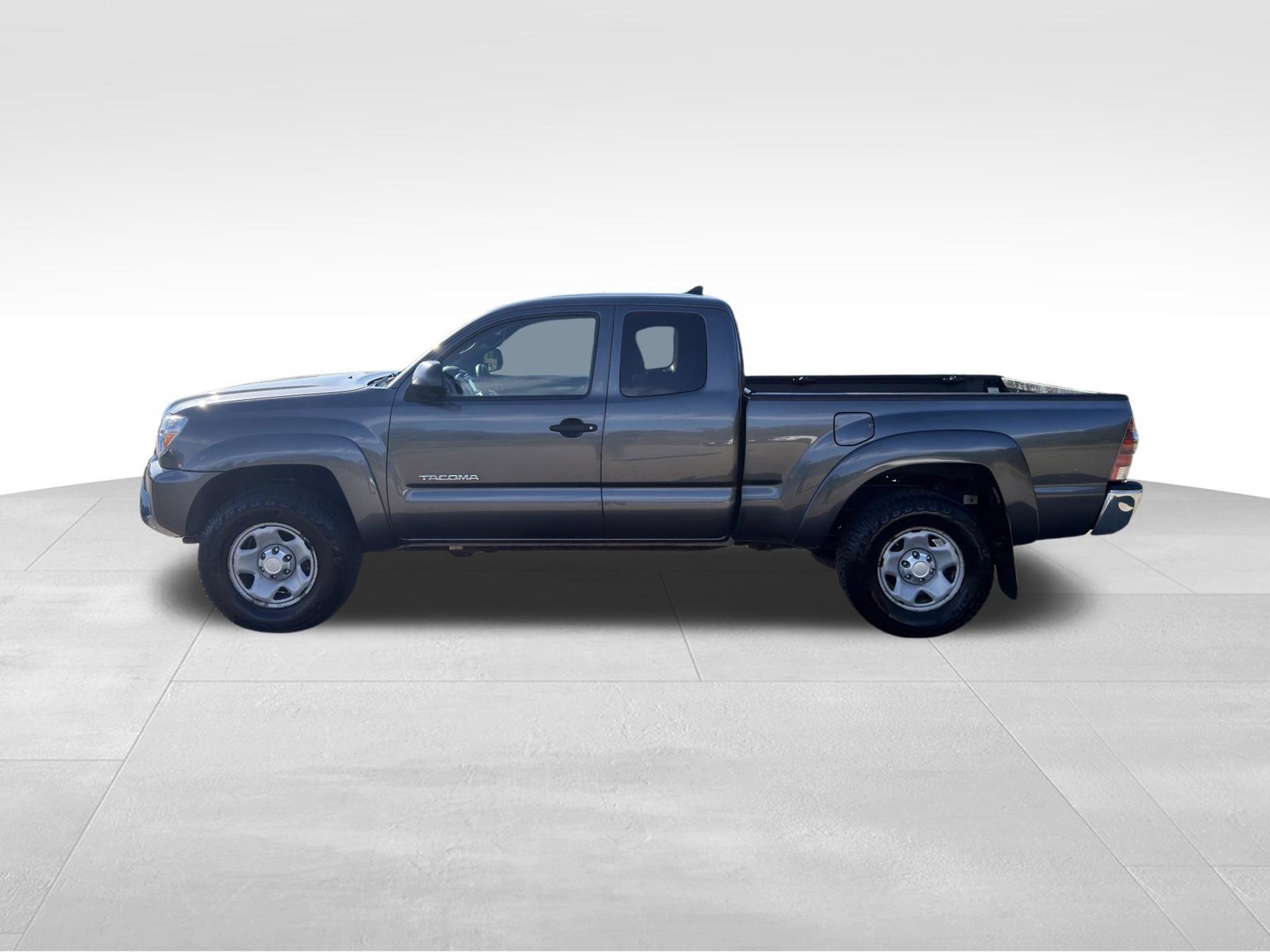 Used 2014 Toyota Tacoma 4x4 Access Cab V6 w/ SR5 Package image 5