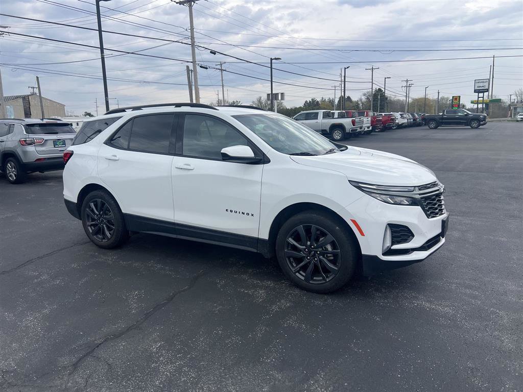 Certified 2022 Chevrolet Equinox RS AWD/4WD image 2