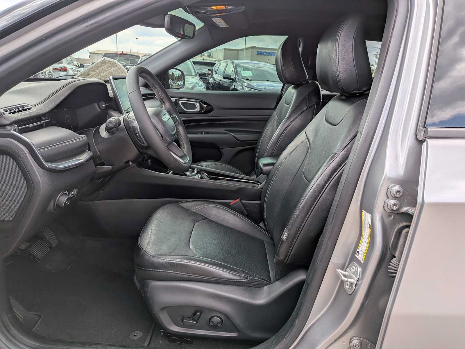 Certified 2023 Jeep Compass High Altitude AWD/4WD image 14