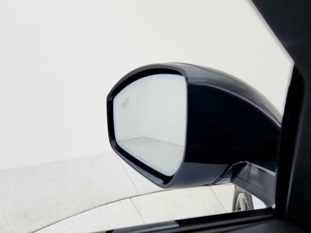 Certified 2025 Jaguar F-PACE R-Dynamic S AWD/4WD image 27