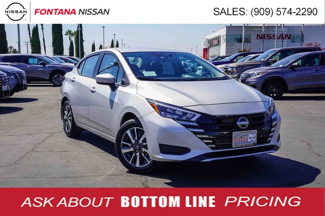 New 2025 Nissan Versa SV